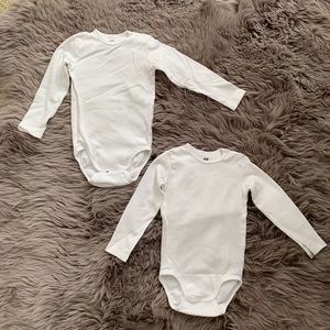 2pk Long Sleeve Onsies (18-24 mos)